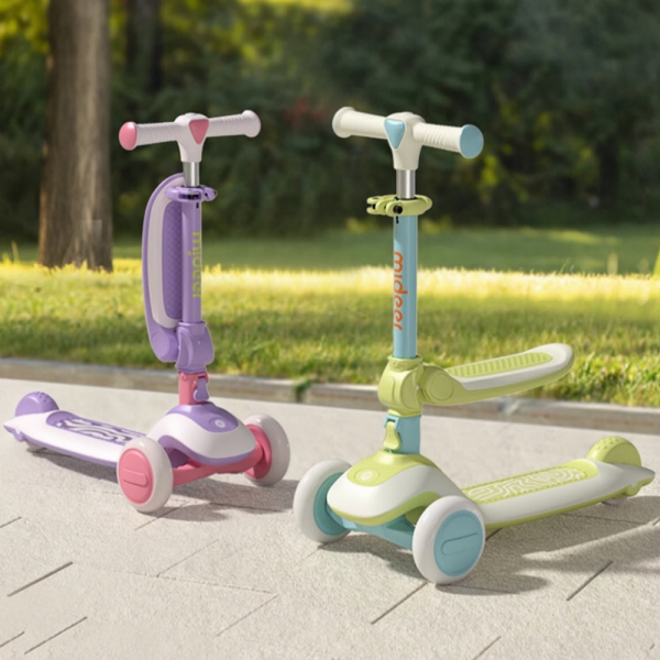 Mideer Katlanabilir 2'si 1 Arada Işıklı Scooter Yeşil